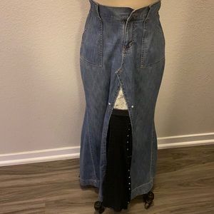 Women’s custom skirt